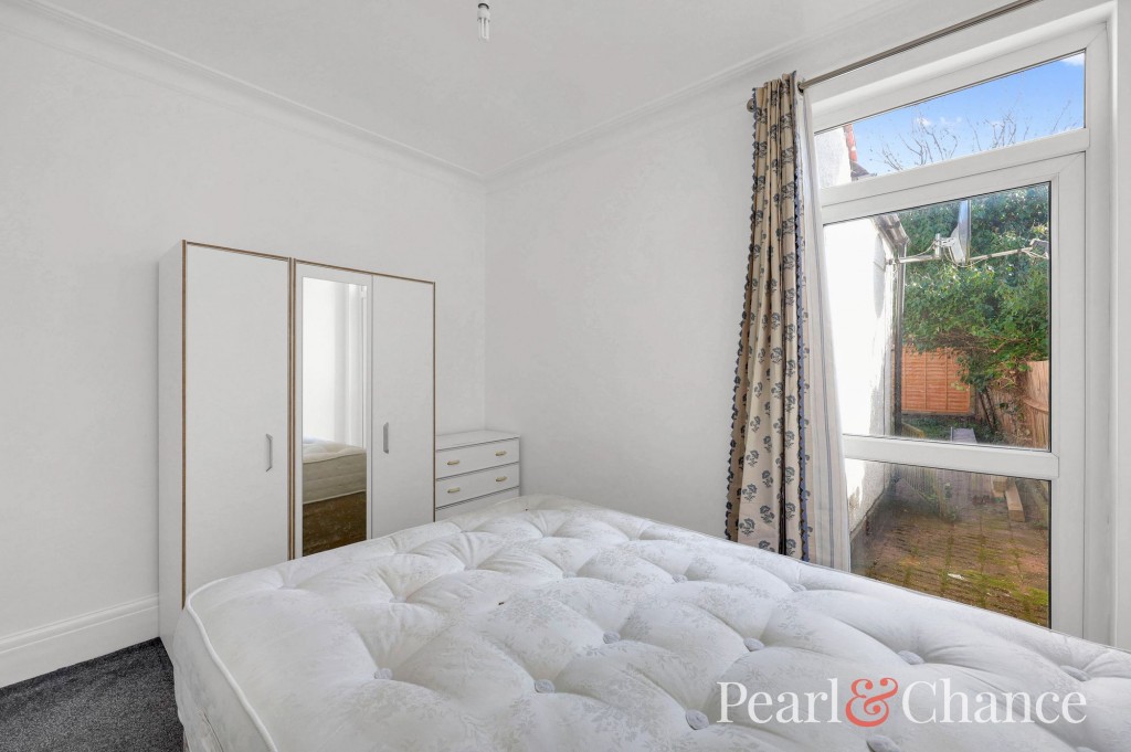 Gainsborough Gardens, London, NW11