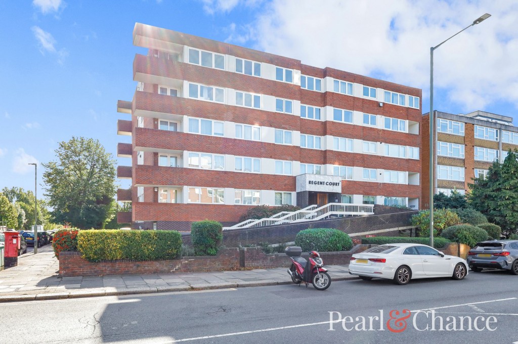 Regent Court, Ballards Lane, N3