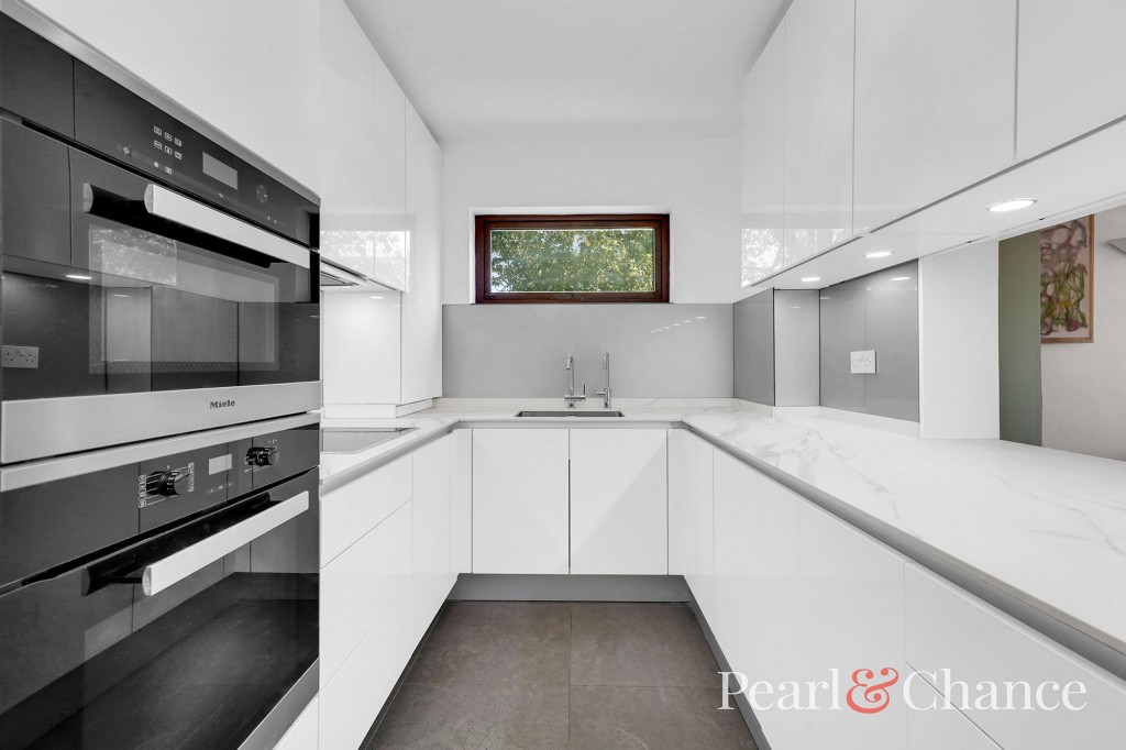 Heathside, Finchley Road, NW11