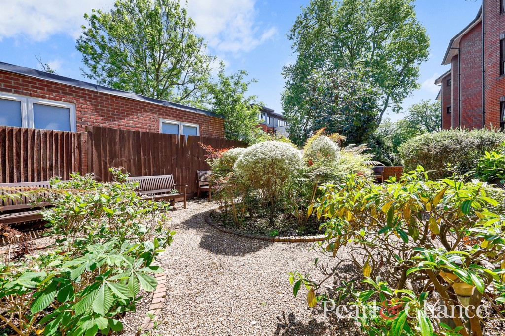 Heathside, Finchley Road, NW11