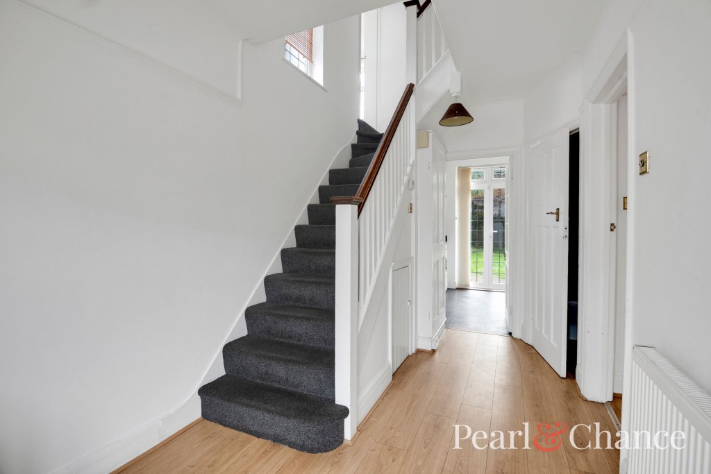 Hilltop Way, Stanmore, HA7