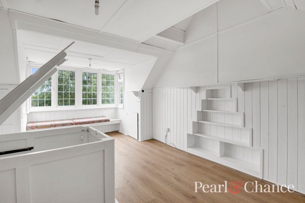 Hilltop Way, Stanmore, HA7