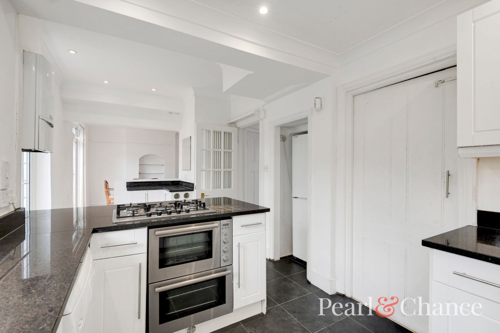 Hilltop Way, Stanmore, HA7