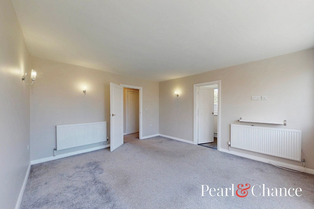 Dunraven Drive, Enfield, EN2