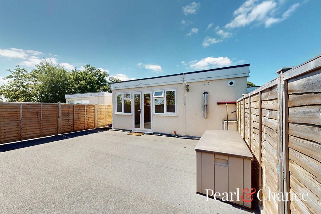 Dunraven Drive, Enfield, EN2