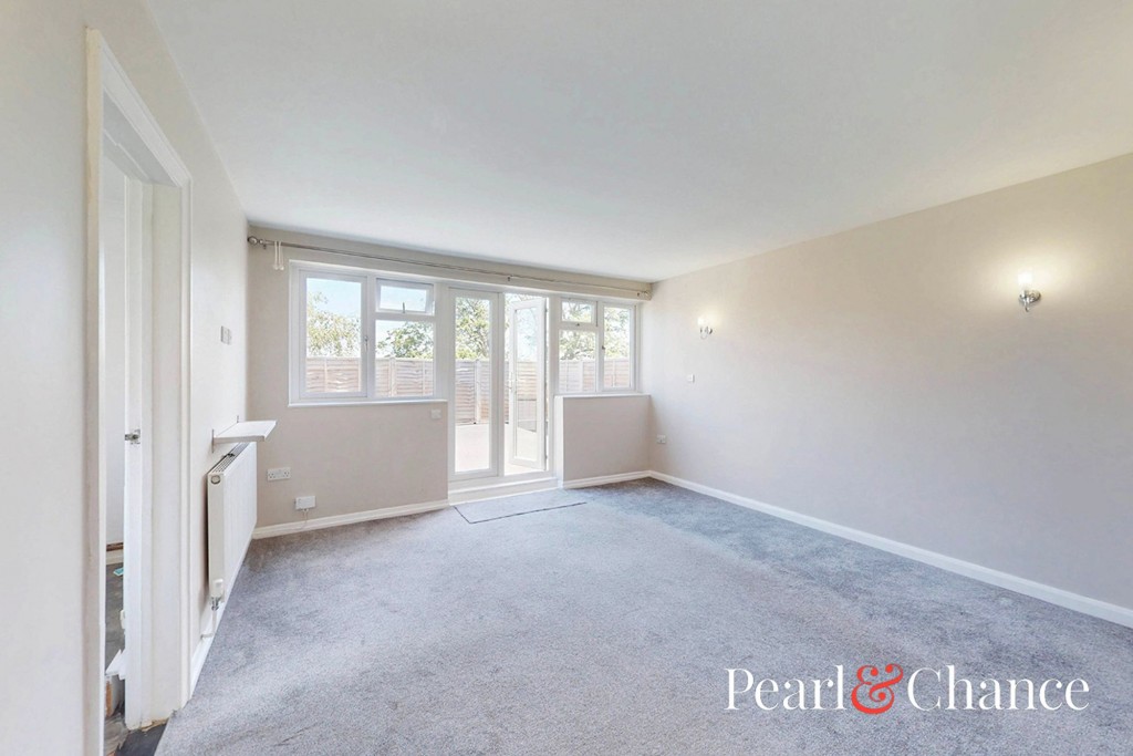 Dunraven Drive, Enfield, EN2