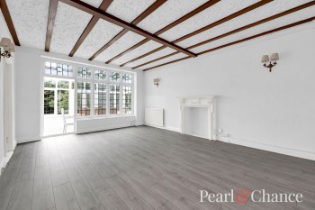 Armitage Road, London, NW11