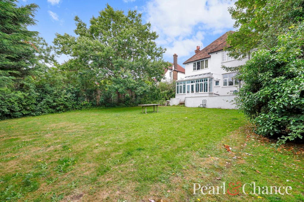 Armitage Road, London, NW11