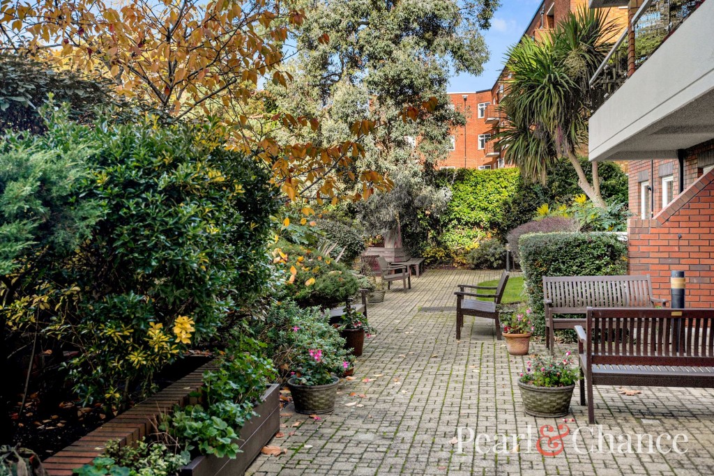 Heathside, Finchley Road, NW11