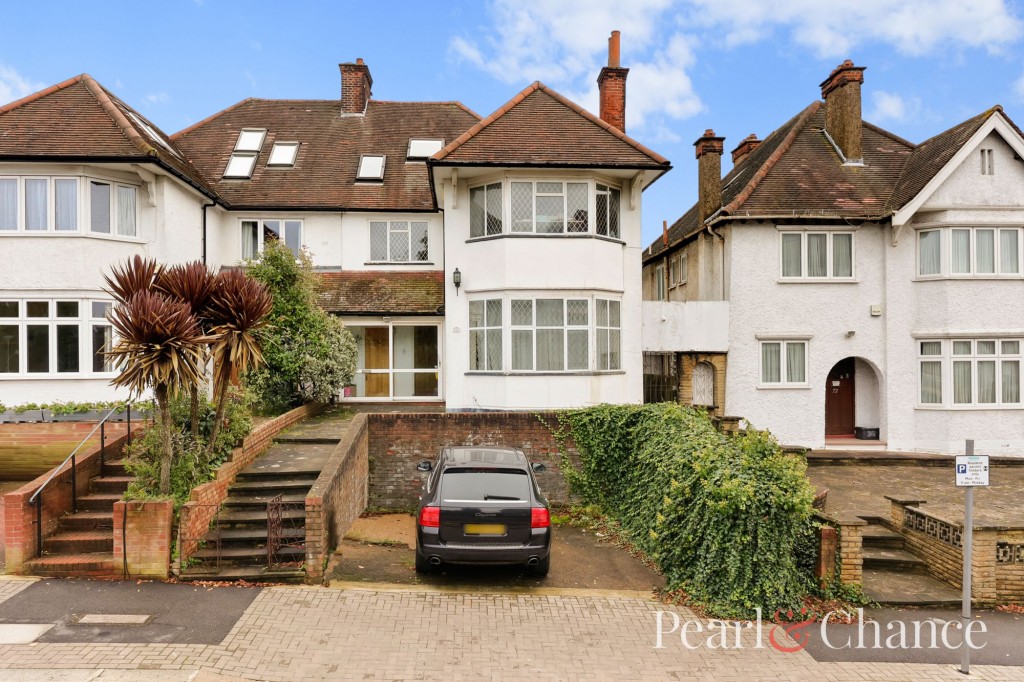 Hodford Road, London, NW11