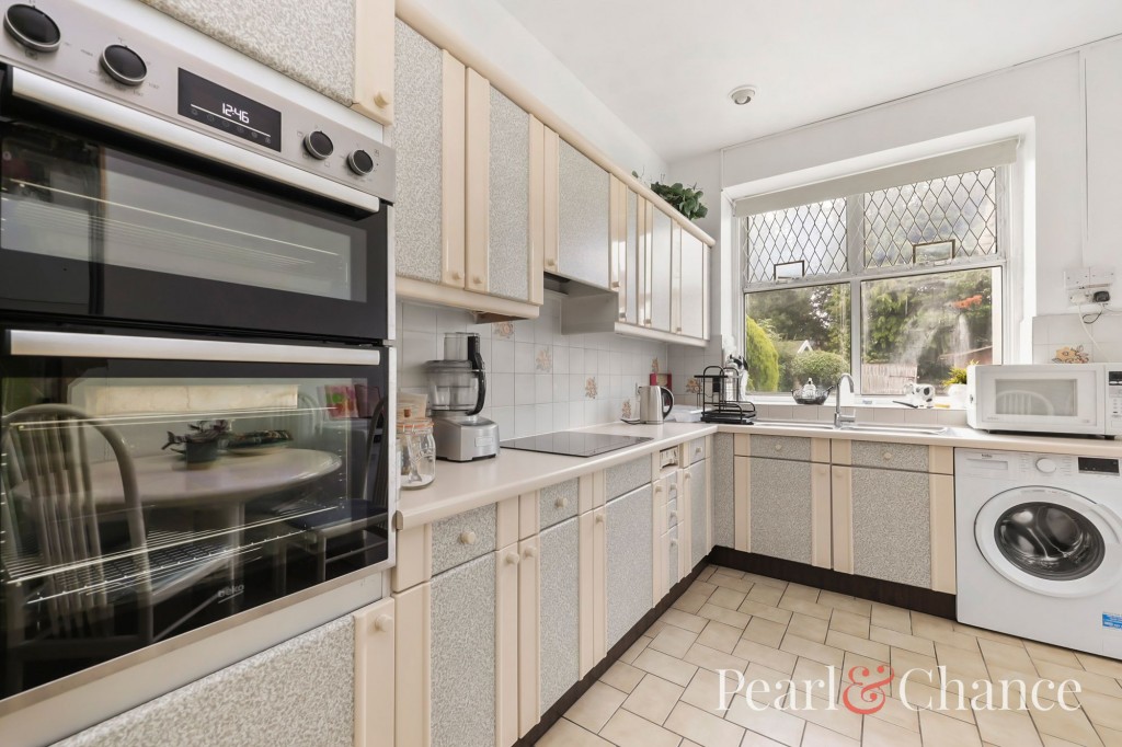 Hodford Road, London, NW11