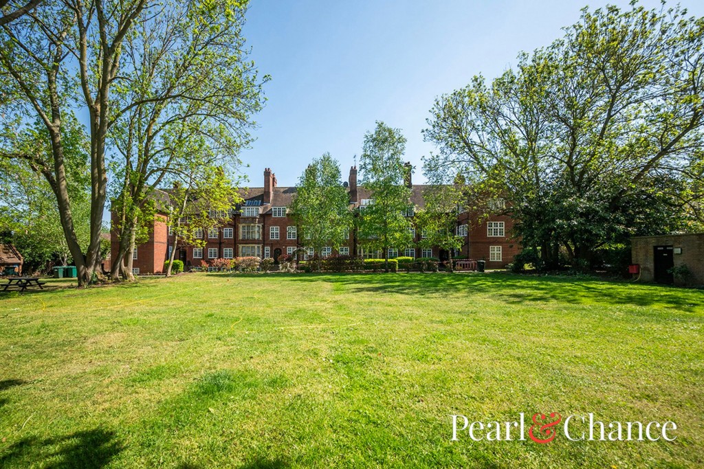 Meadway Court, Hampstead Garden Suburb, NW11