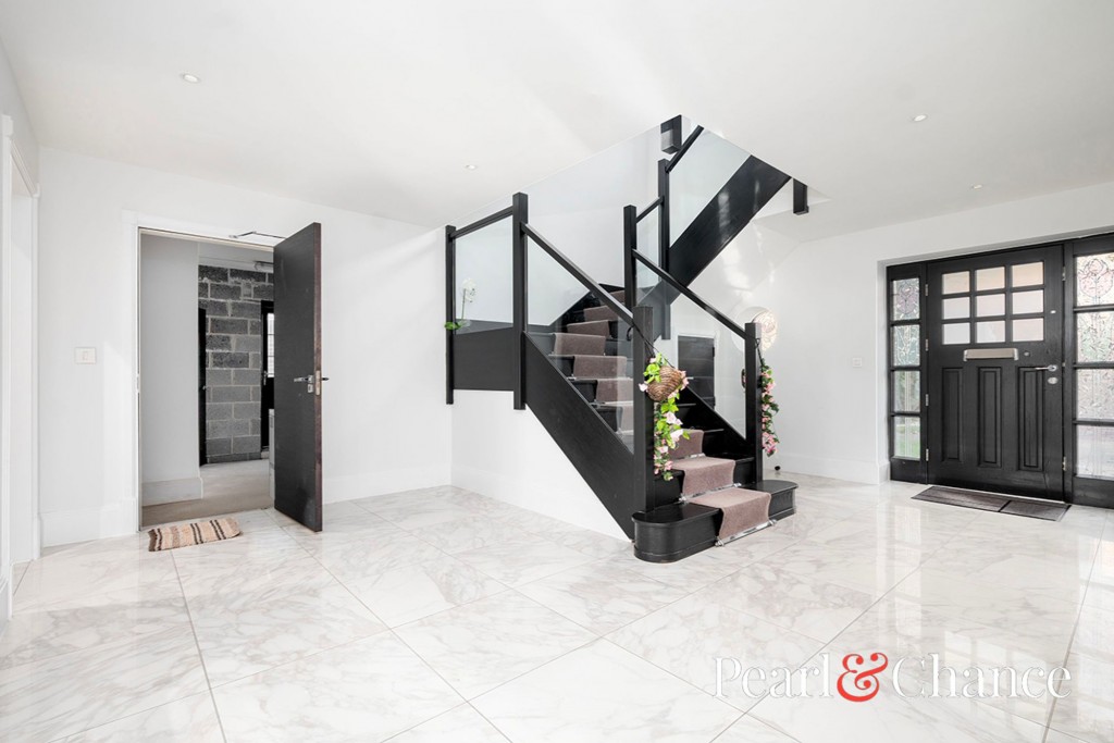 Chandos Way, Hampstead Garden Suburb, NW11