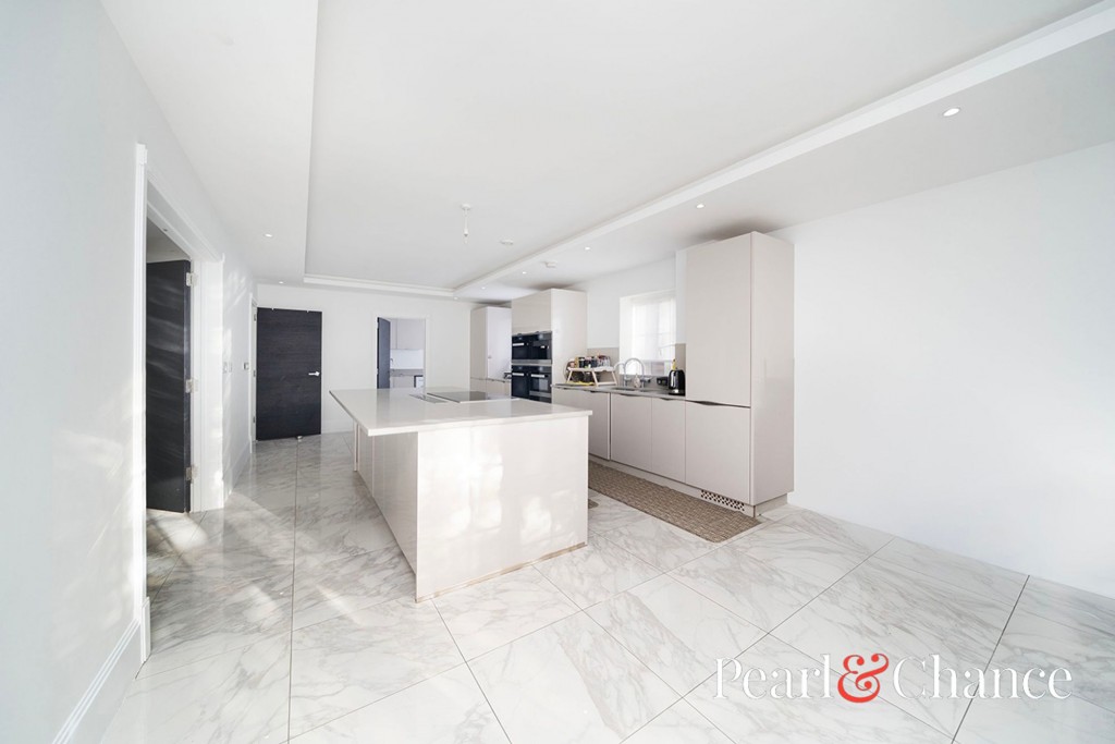 Chandos Way, Hampstead Garden Suburb, NW11