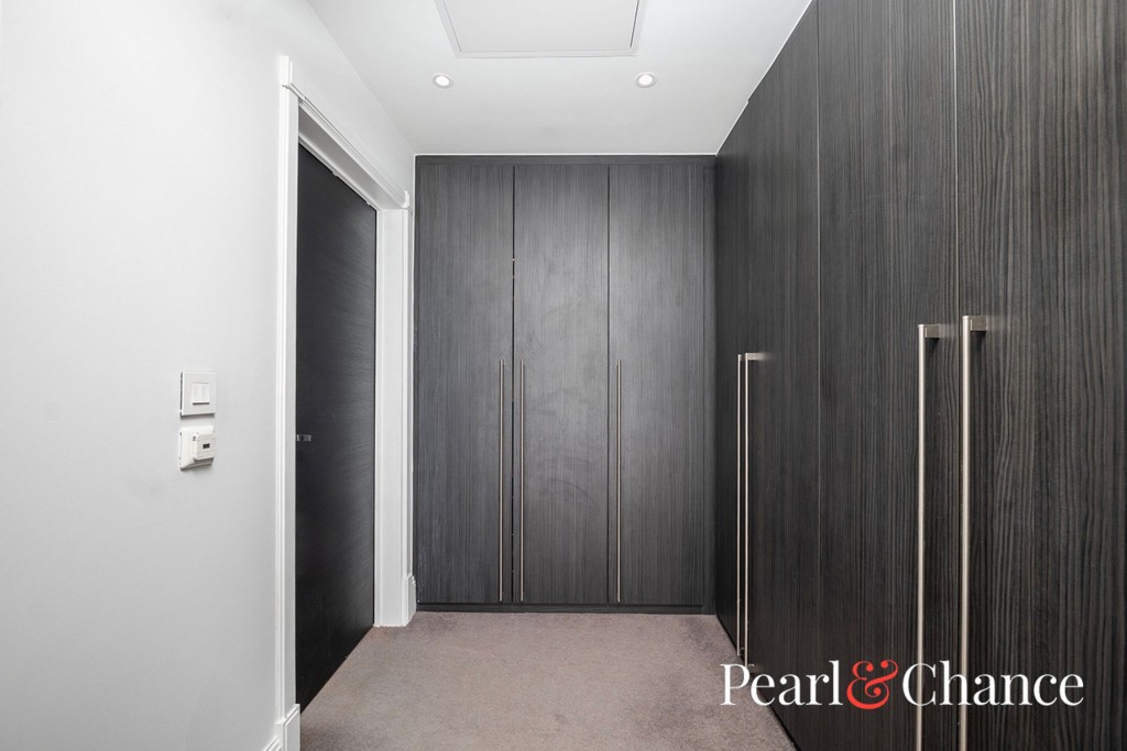 Chandos Way, Hampstead Garden Suburb, NW11