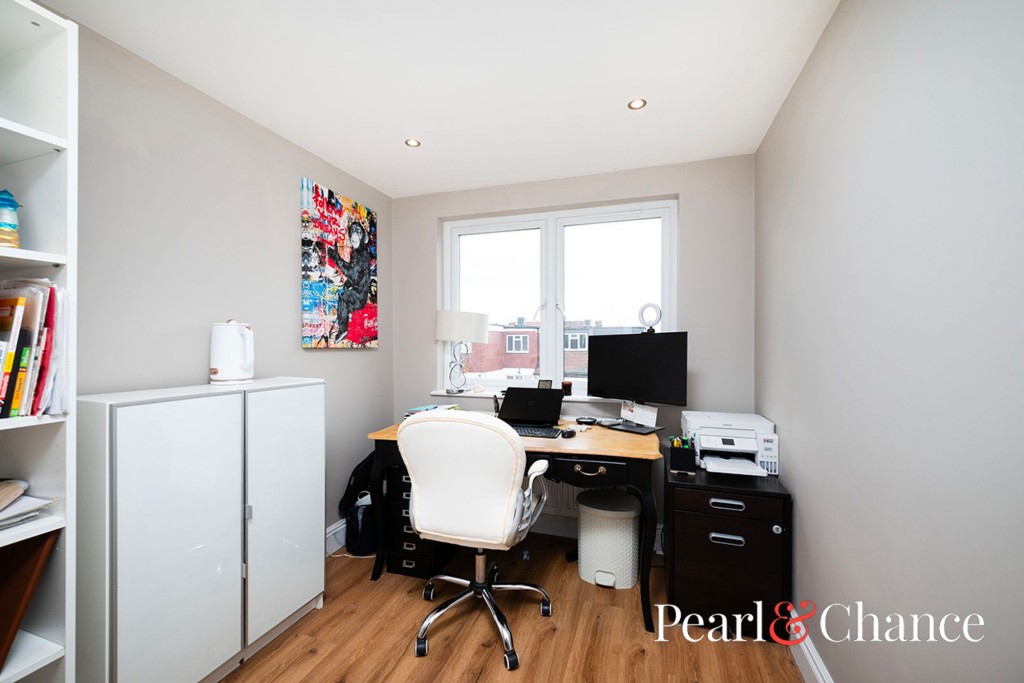 Powis Gardens, London, NW11