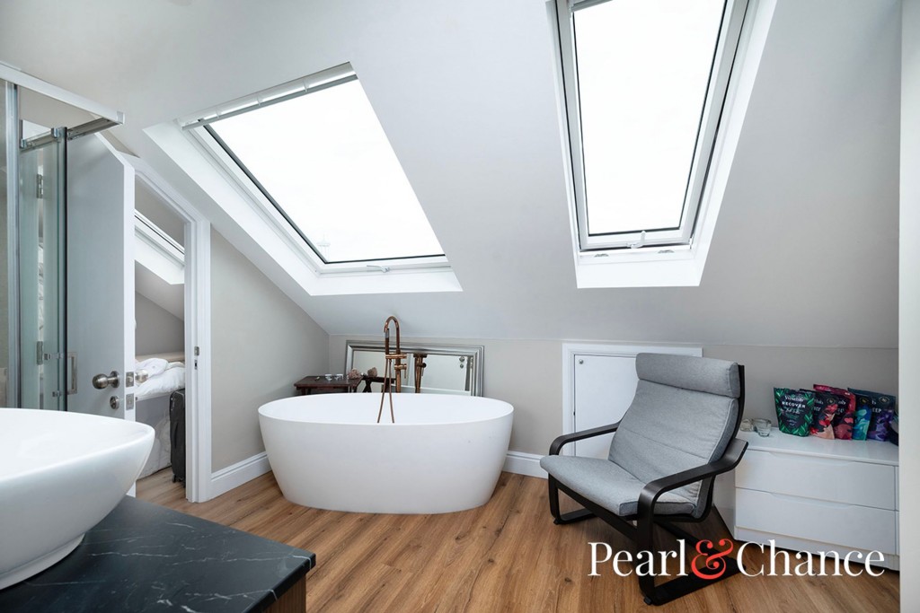 Powis Gardens, London, NW11