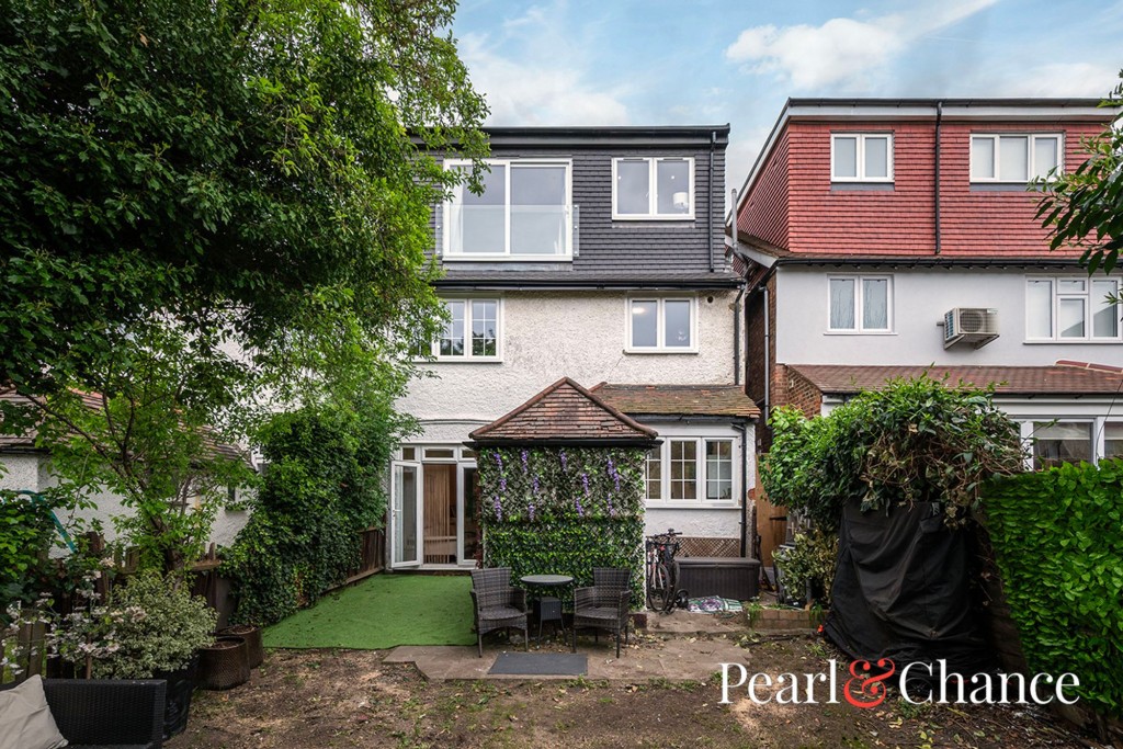 Powis Gardens, London, NW11