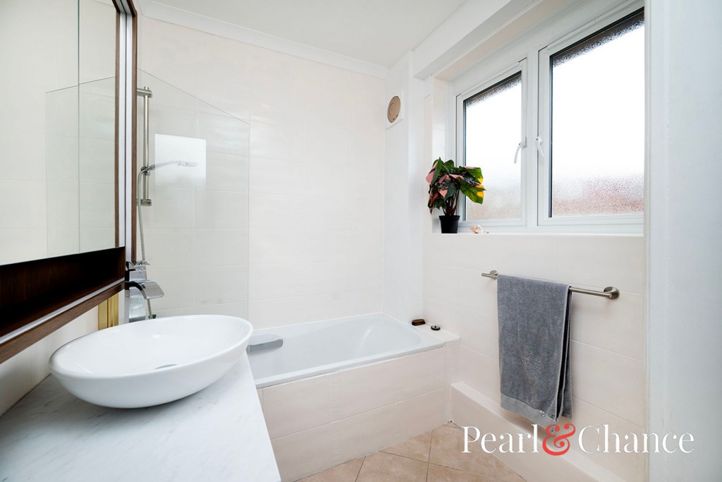 Powis Gardens, London, NW11