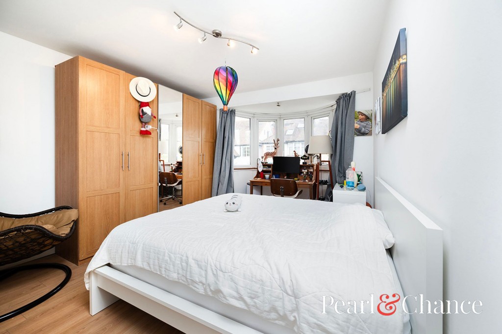 Powis Gardens, London, NW11