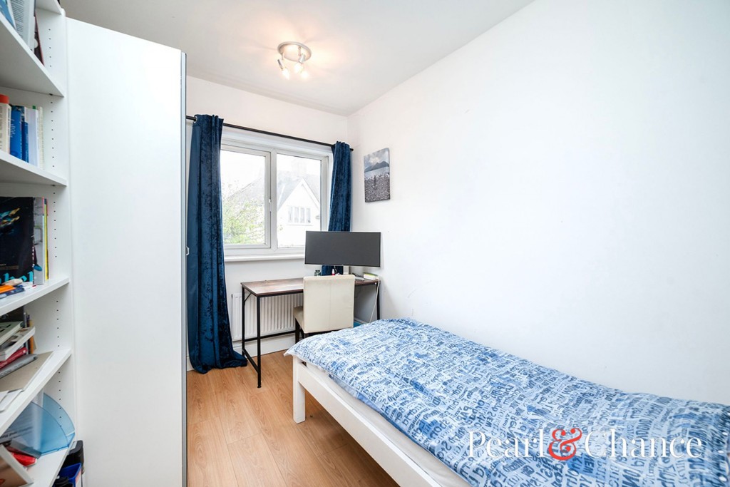 Powis Gardens, London, NW11