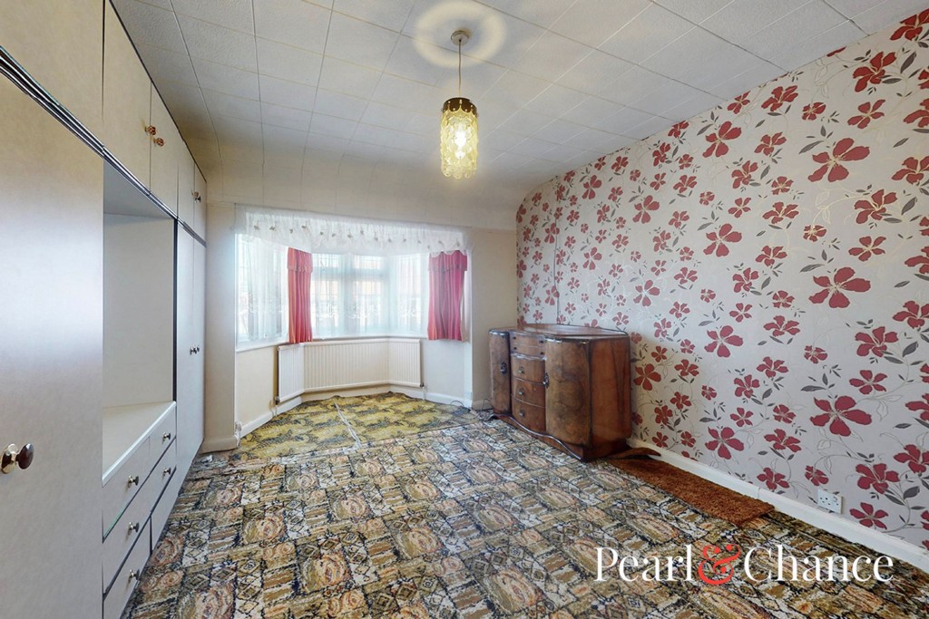 Crest Road, London, NW2