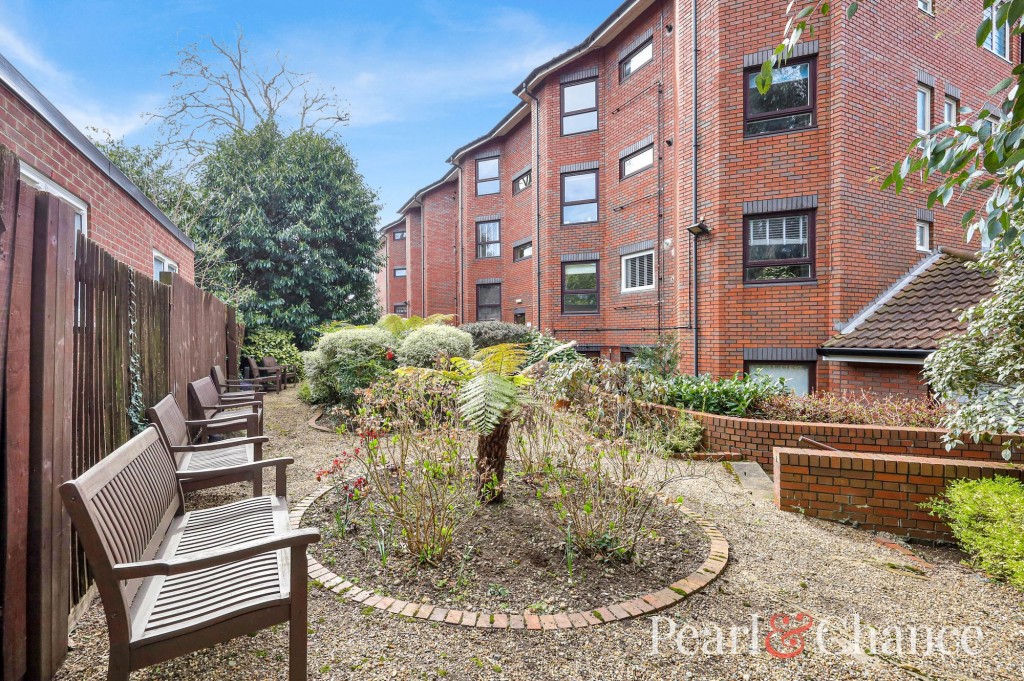 Heathside, Finchley Road, NW11