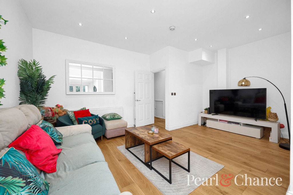 Hamilton Road, London, NW11