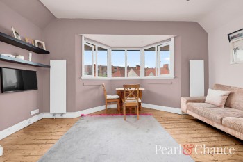 Golders Green Crescent, London, NW11