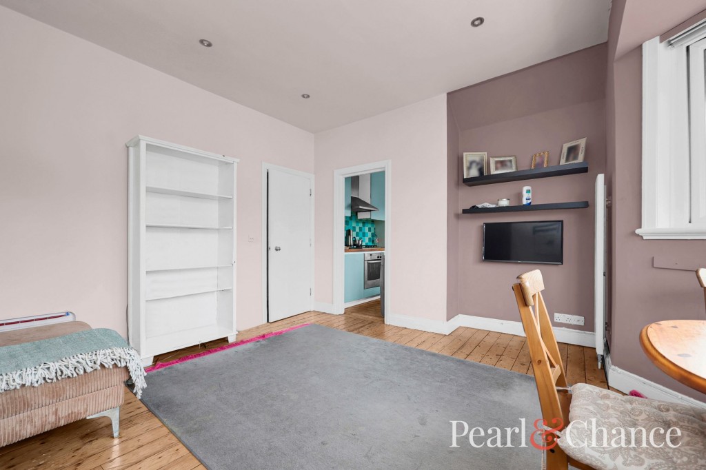 Golders Green Crescent, London, NW11