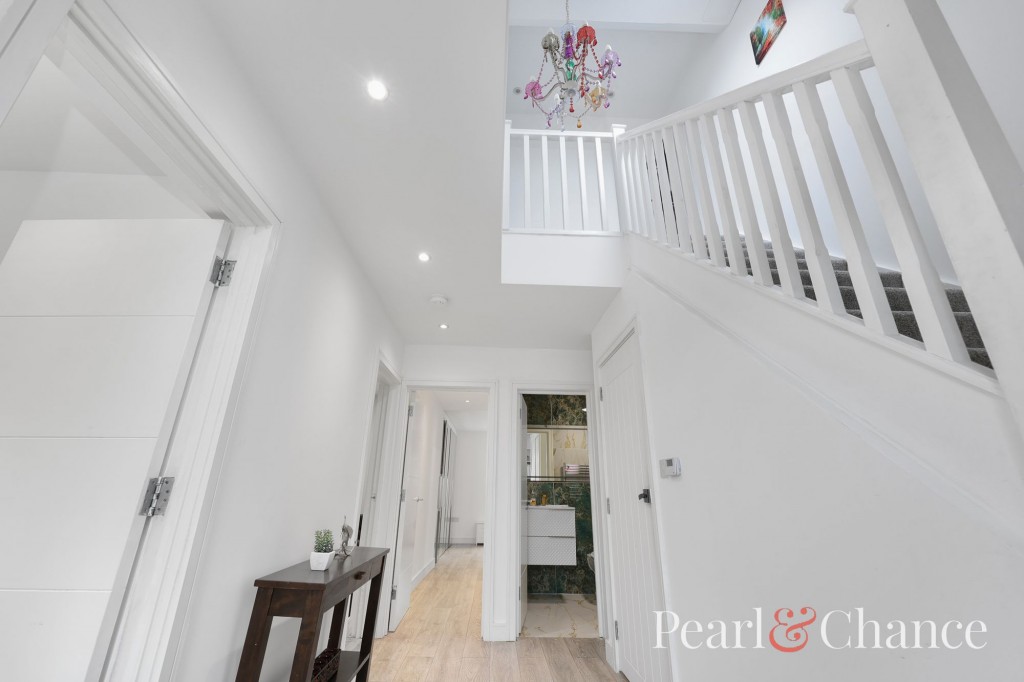 The Vale, London, NW11