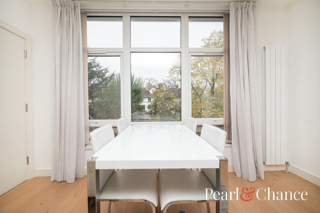 Hendon Way, London, NW2