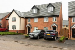 Dogwood Lane, Barrow