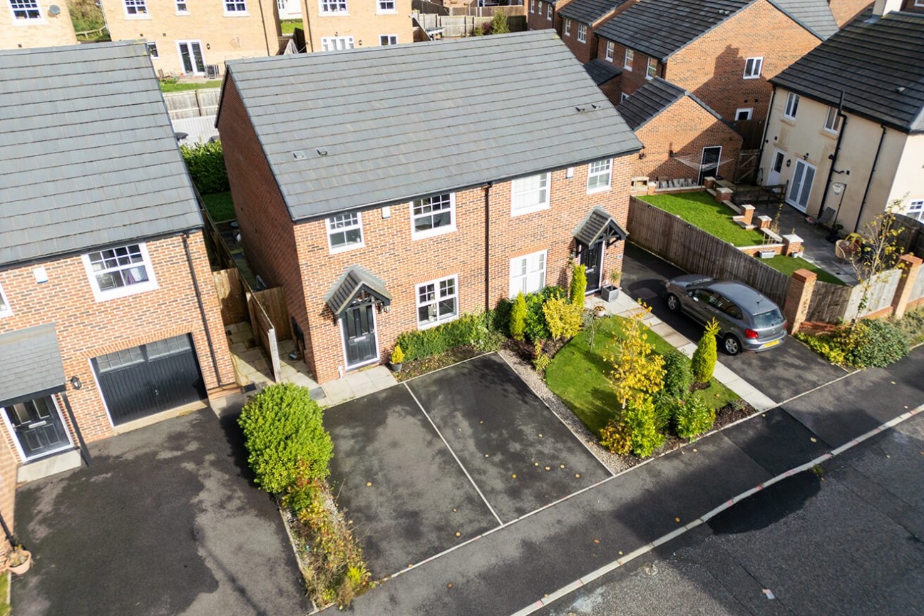 Hollin Hall Drive, Longridge, Preston, PR3