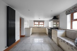 Yew Tree Farm, Eaves Green Lane, Goosnargh, Lancs, PR3