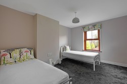 Yew Tree Farm, Eaves Green Lane, Goosnargh, Lancs, PR3