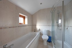 Yew Tree Farm, Eaves Green Lane, Goosnargh, Lancs, PR3