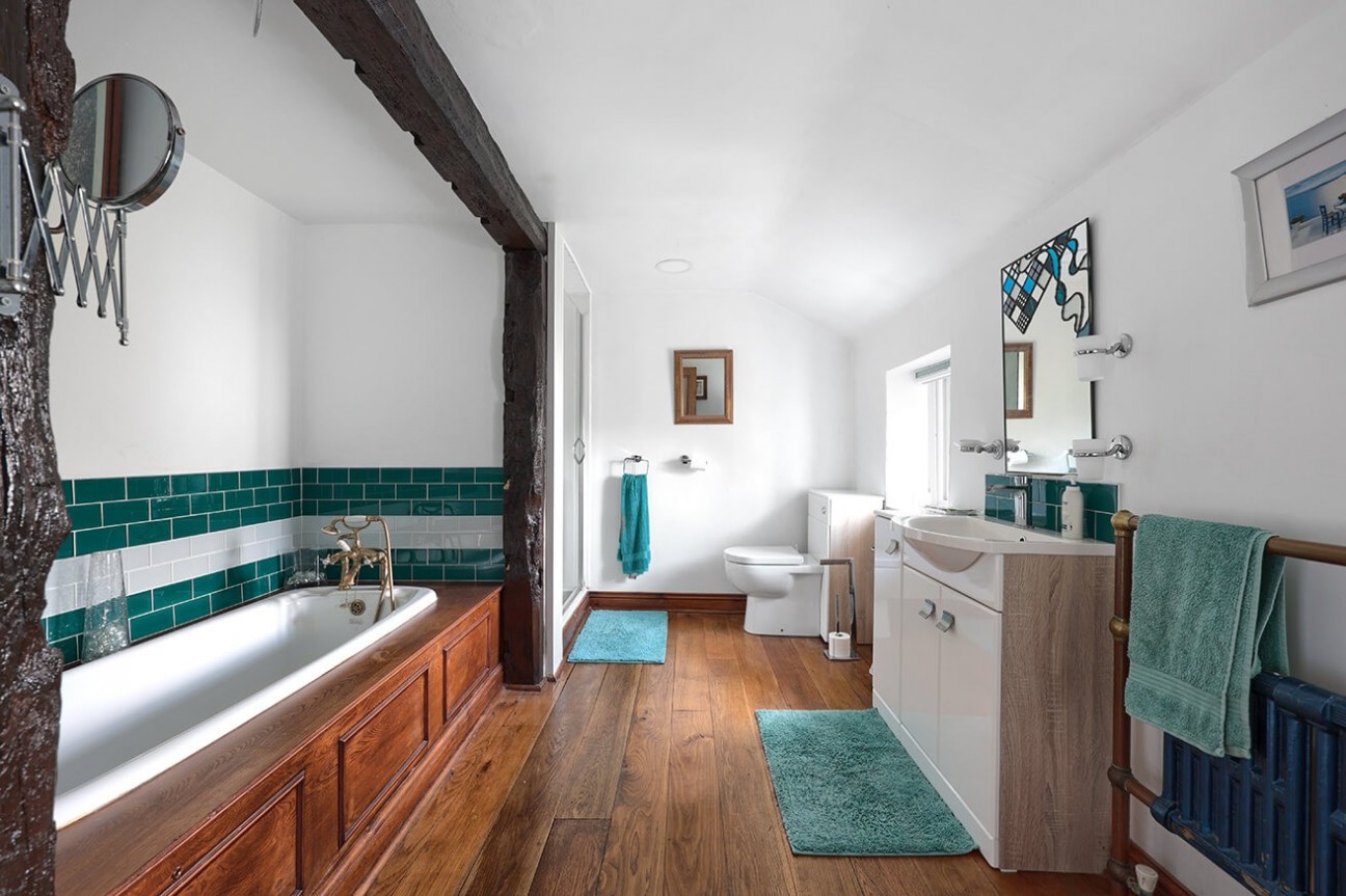Loft Shay, Clitheroe Road, Knowle Green, PR3