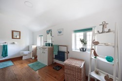 Loft Shay, Clitheroe Road, Knowle Green, PR3