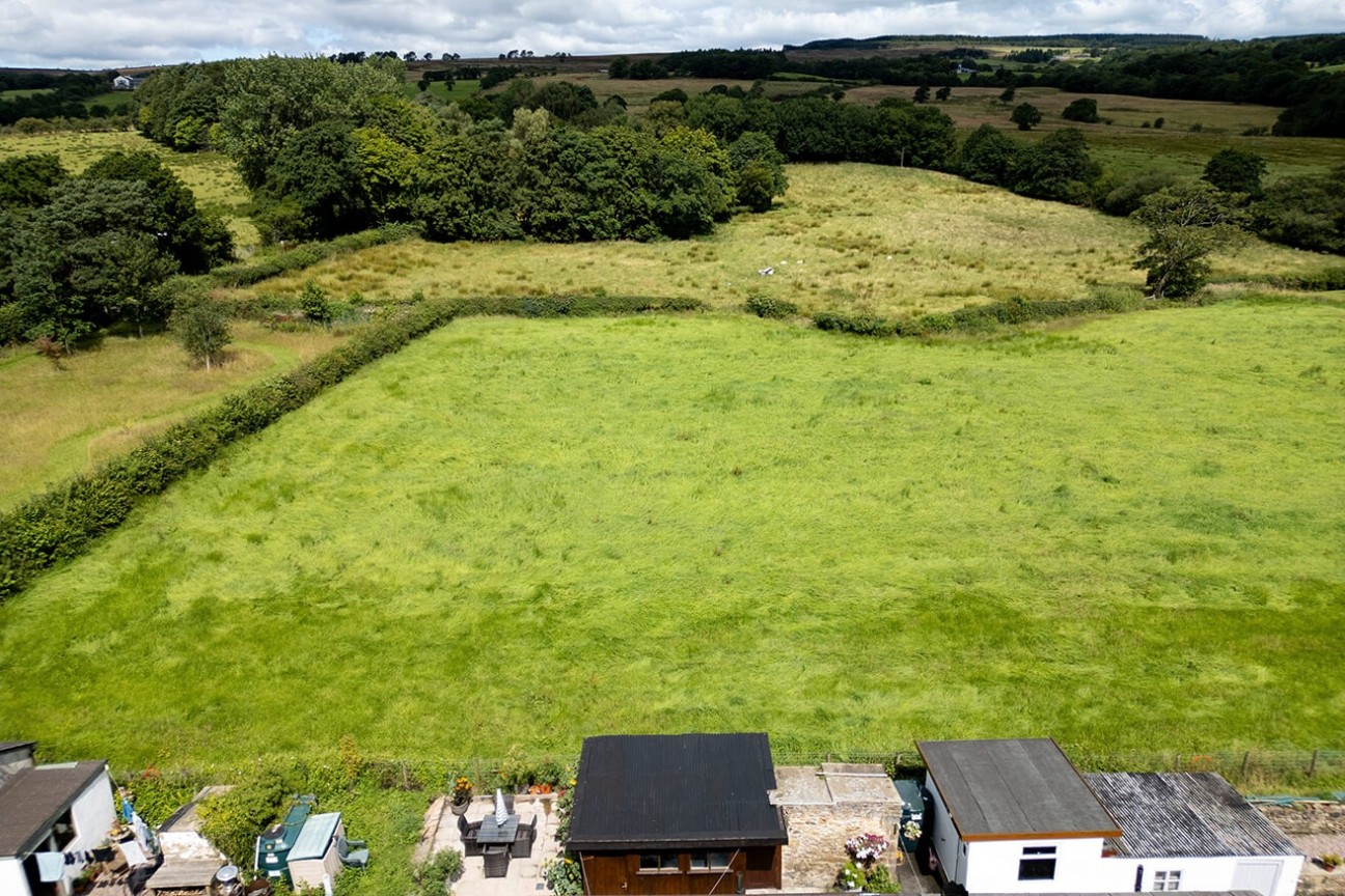 New Row Cottages, Knowle Green, Lancs, PR3