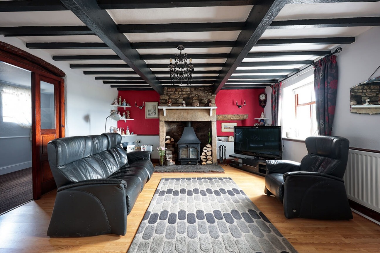 New Row Cottages, Knowle Green, Lancs, PR3