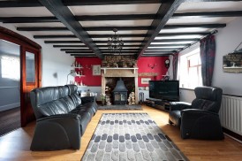 New Row Cottages, Knowle Green, Lancs, PR3