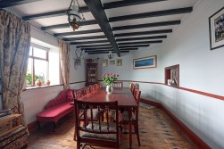 New Row Cottages, Knowle Green, Lancs, PR3