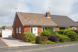 Victoria Road, Padiham, Burnley BB12