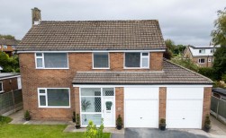 Harewood Avenue, Simonstone, Lancashire, BB12