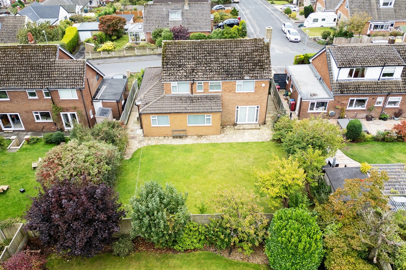 Harewood Avenue, Simonstone, Lancashire, BB12