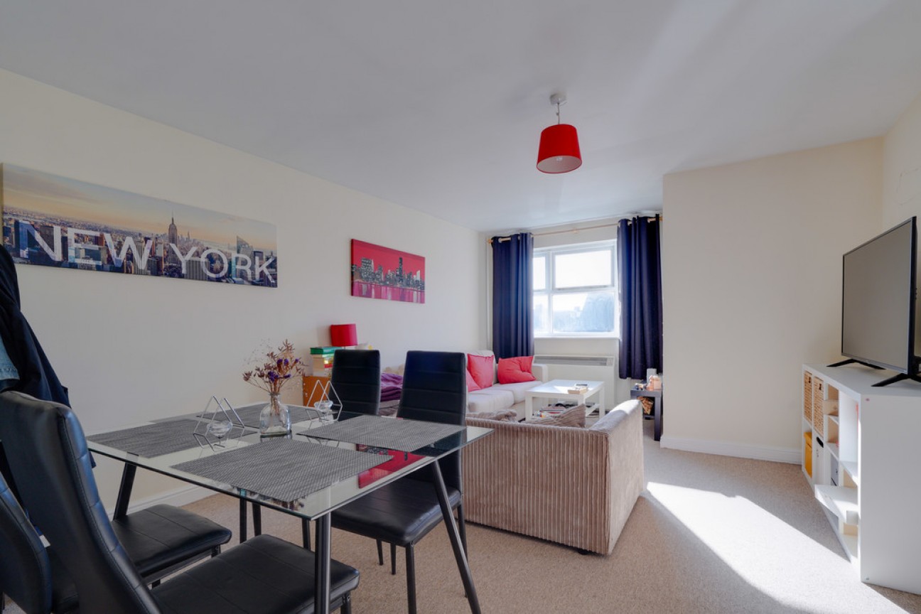 Winstanley Court, Cromwell Road, Cambridge, CB1