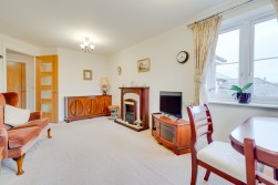 Goodes Court, Royston
