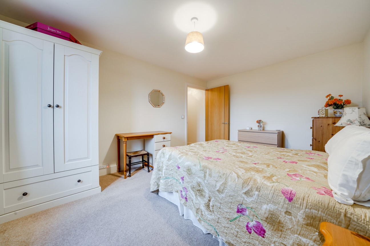 Goodes Court, Royston
