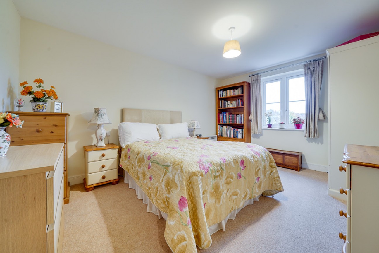 Goodes Court, Royston